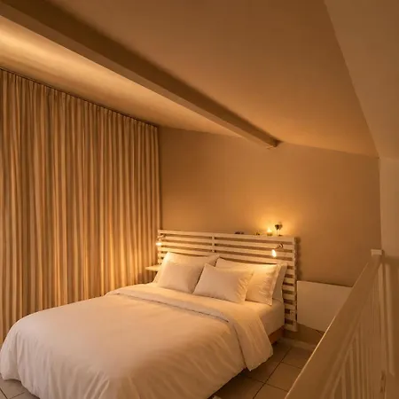 Loft Cosy à - Balcon Au Calme - Parking Privé Apartamento *